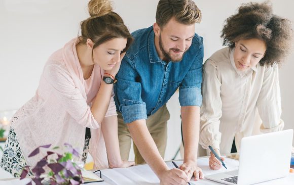What percentage to give a marketing partner?